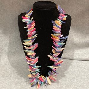 Sea shells dyed Vintage Necklace Pastel bright surfer colors of the ocean 1980’s
